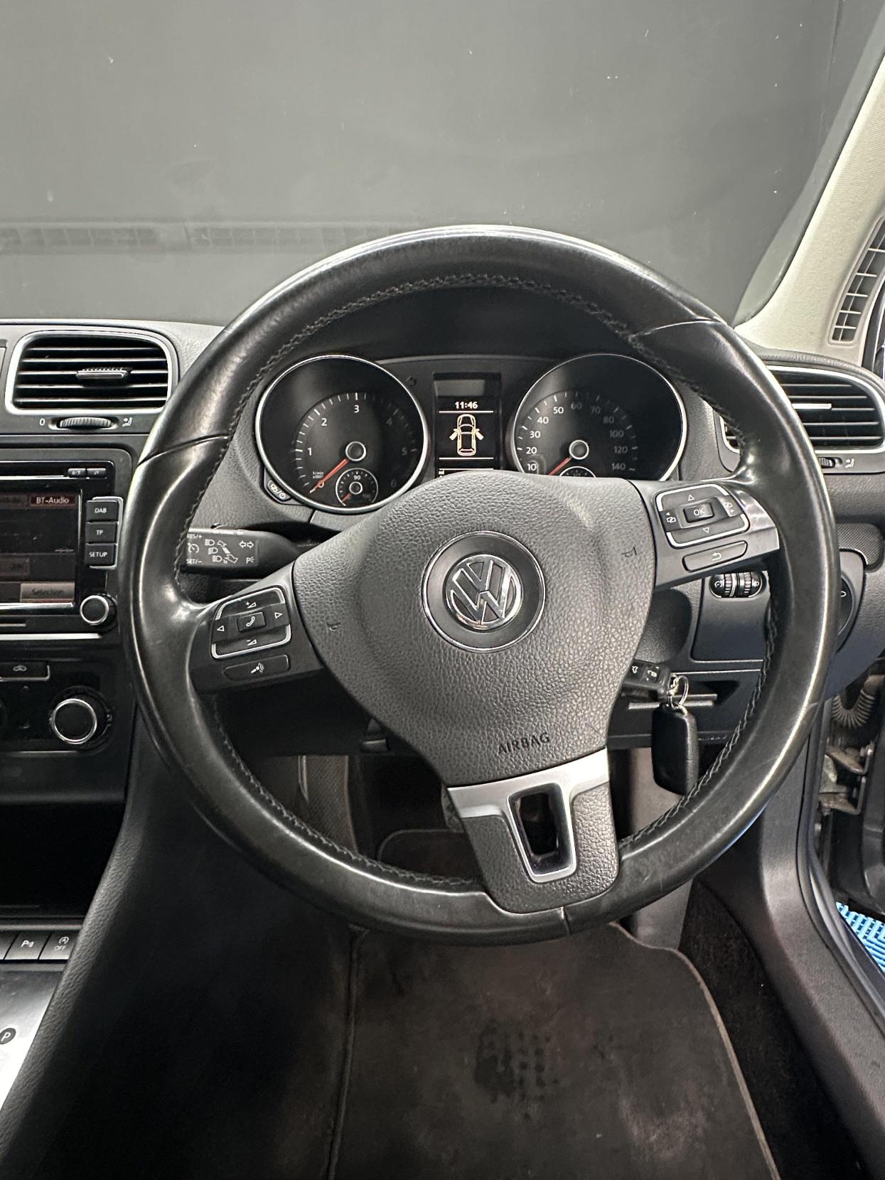 Volkswagen Golf 1.6 TDI Match Hatchback 5dr Diesel DSG Euro 5 (105 ps)