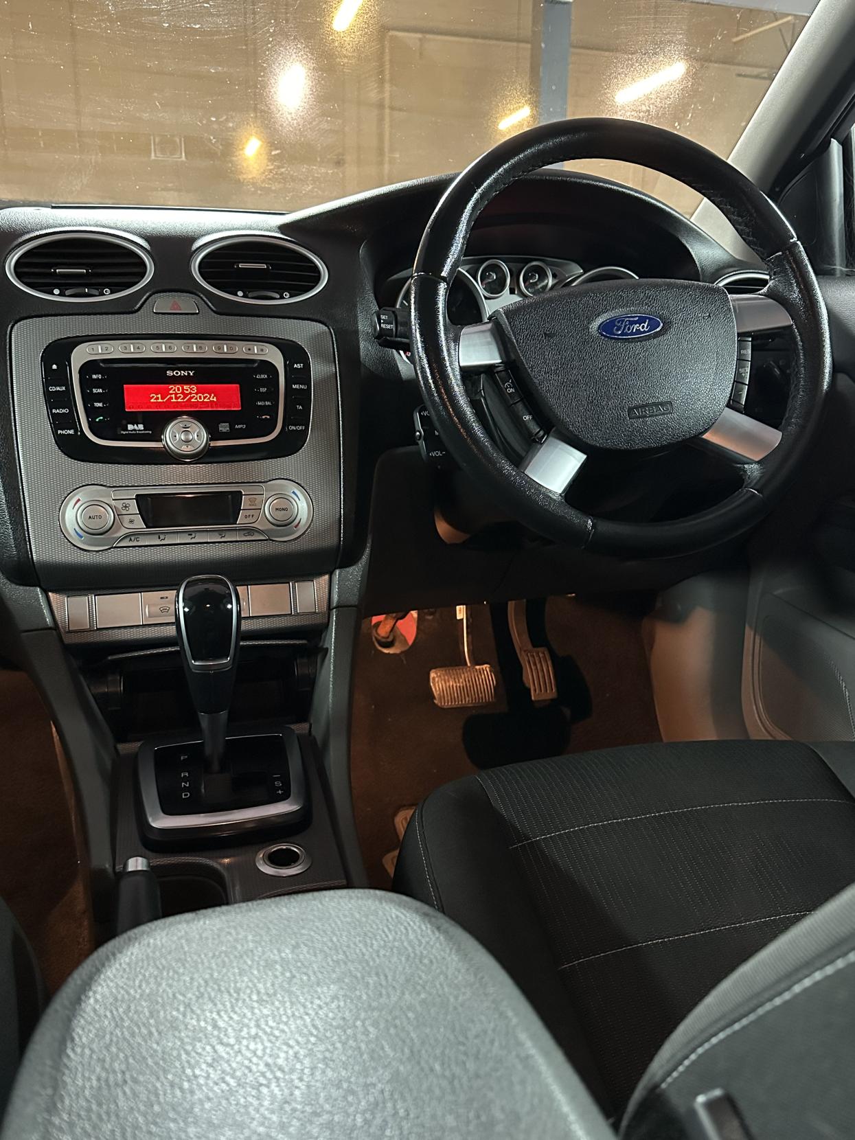 Ford Focus 2.0 TDCi DPF Titanium Hatchback 5dr Diesel Powershift (154 g/km, 134 bhp)